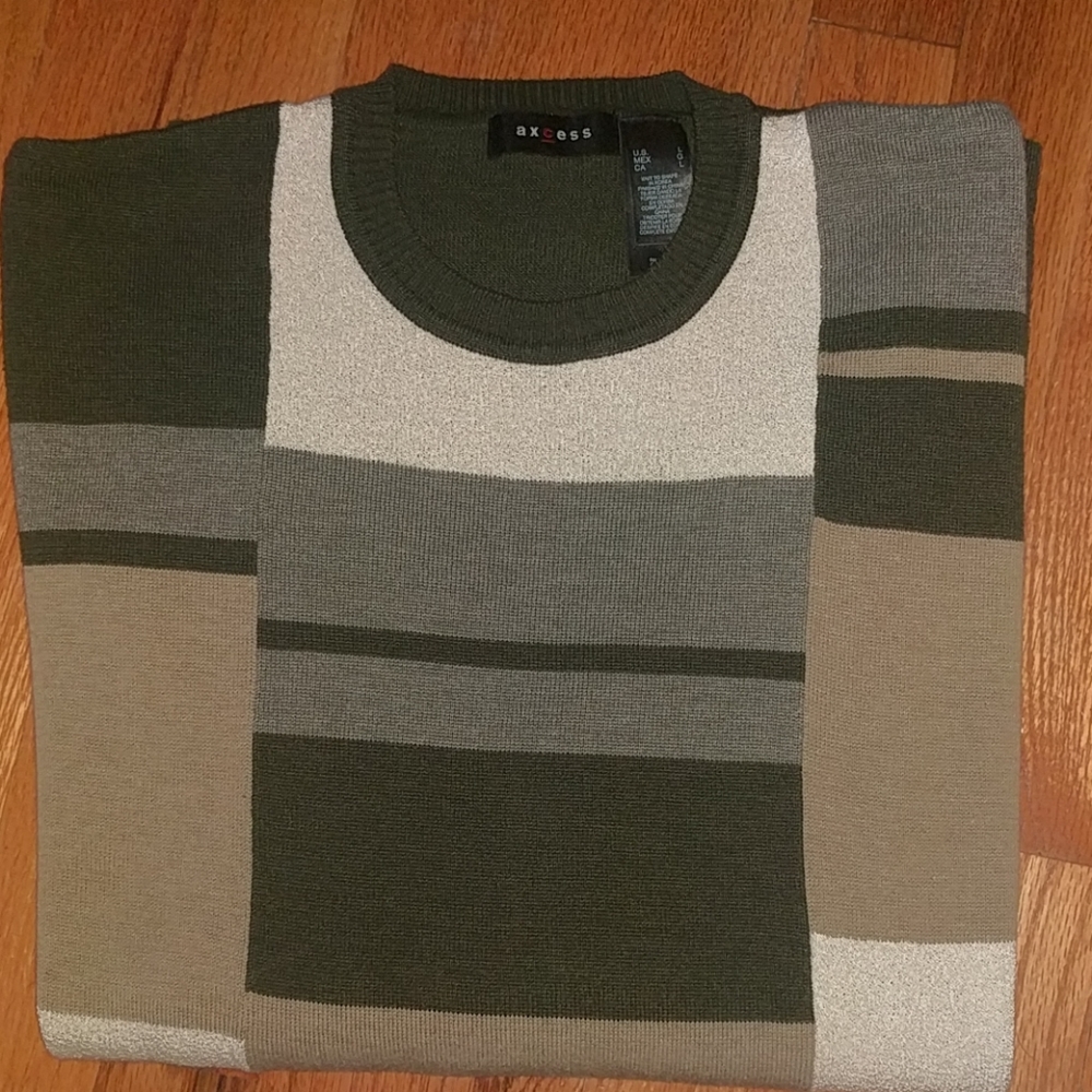 NWOT Men's Sweater